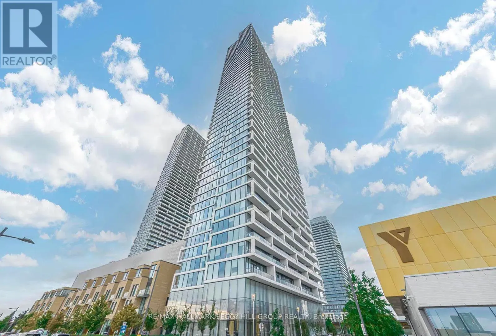 Apartment for rent: Ph05 - 5 Buttermill Avenue, Vaughan, Ontario L4K 0J5