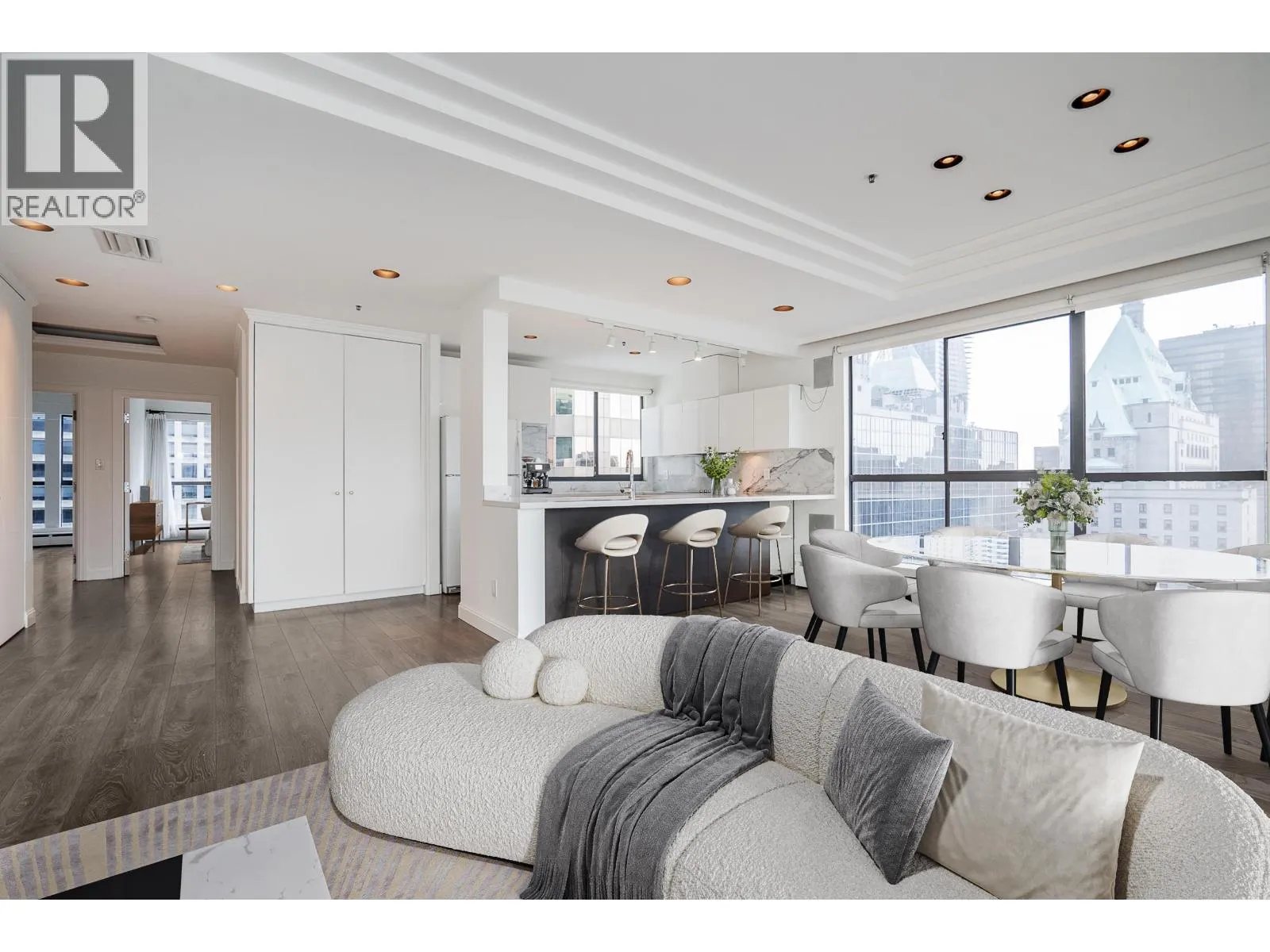 Apartment for rent: Ph1 1060 Alberni Street, Vancouver, British Columbia V6E 4K2