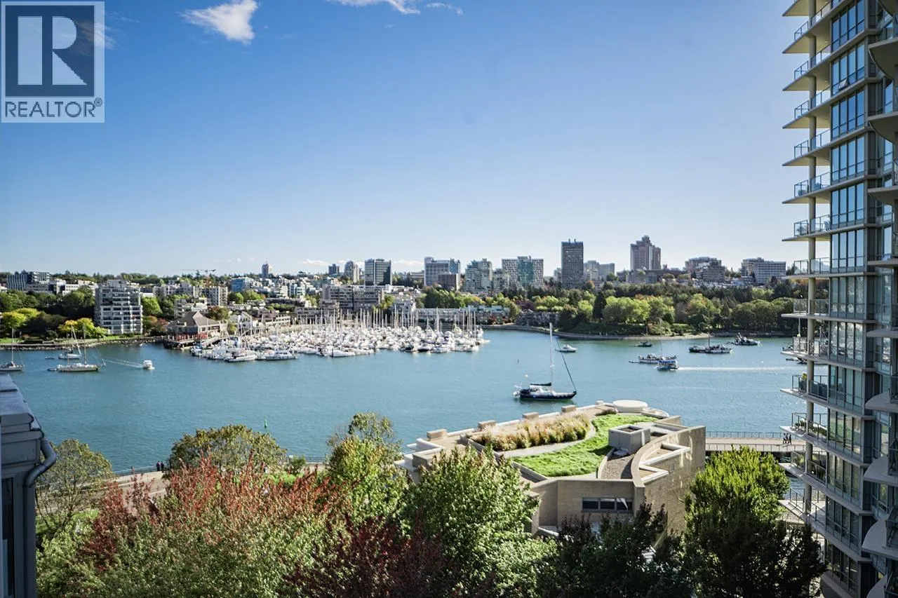 Apartment for rent: Ph1003 1288 Marinaside Crescent, Vancouver, British Columbia V6Z 2W5