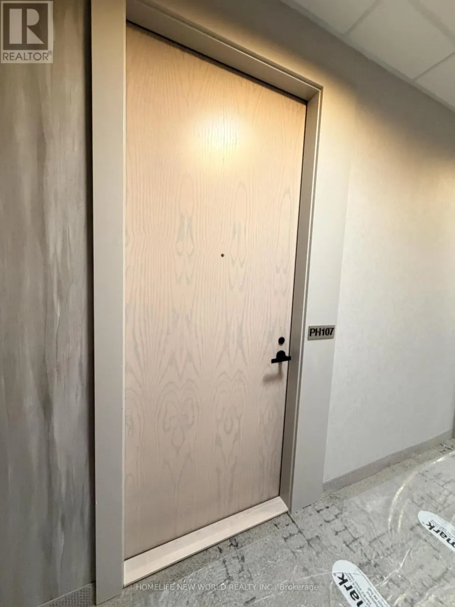 Apartment for rent: Ph107 - 28 Interchange Way, Vaughan, Ontario L4K 0P8