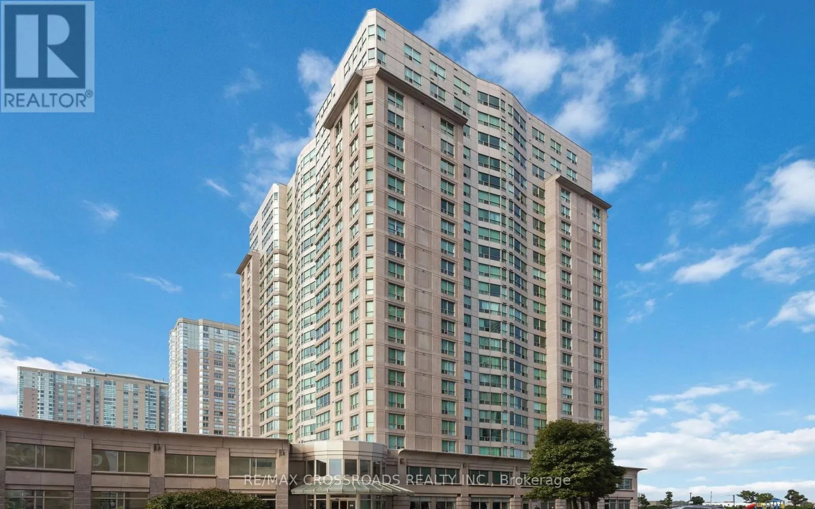 Apartment for rent: Ph108 - 18 Lee Centre Drive, Toronto, Ontario M1H 3H5