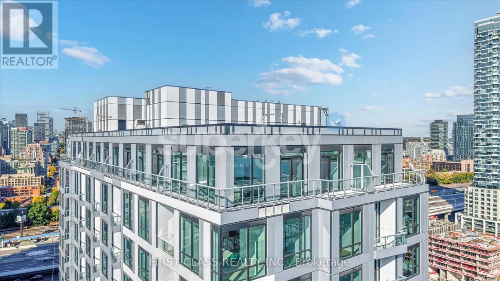 Apartment for rent: Ph11 - 15 Richardson Street, Toronto, Ontario M5A 1B4