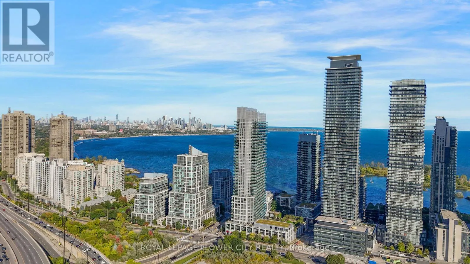 Apartment for rent: Ph404 - 38 Annie Craig Drive, Toronto, Ontario M8V 0G9