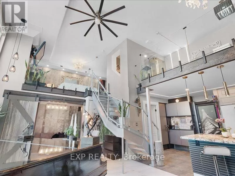 Apartment for rent: Ph416 - 300 Manitoba Street, Toronto, Ontario M8Y 4G6