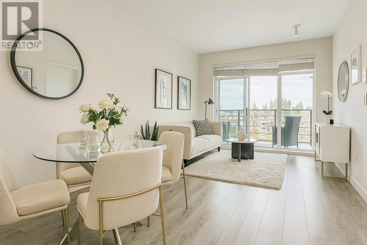 Apartment for rent: Ph5 6033 Gray Avenue, Vancouver, British Columbia V6S 0G3