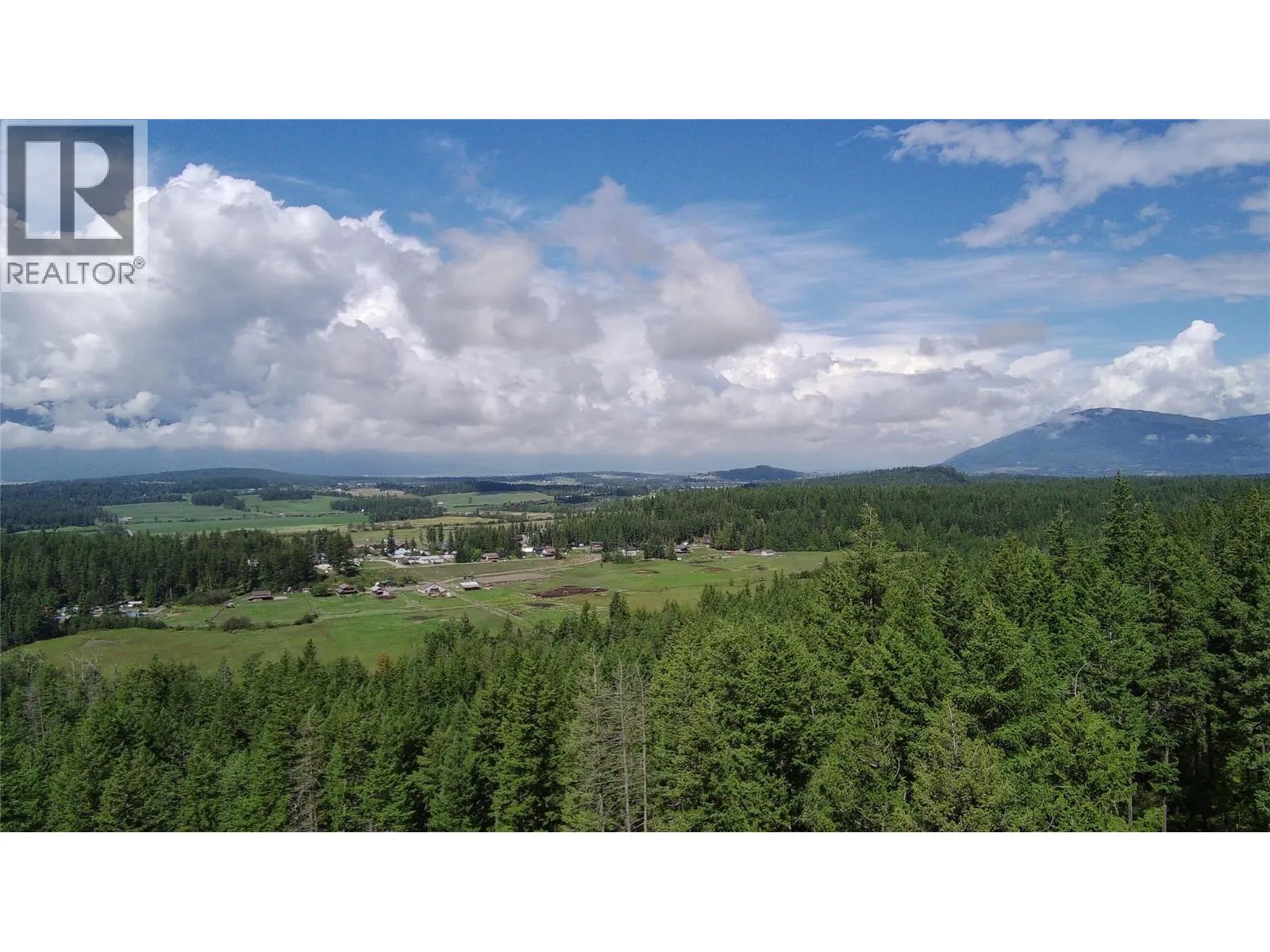 Other for rent: Pit Road Lot# 14, Lister, British Columbia V0B 1G2