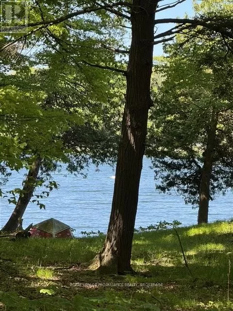 Pt Lt 6-7 16th Line Road, Frontenac Islands, Ontario K0H 2Y0