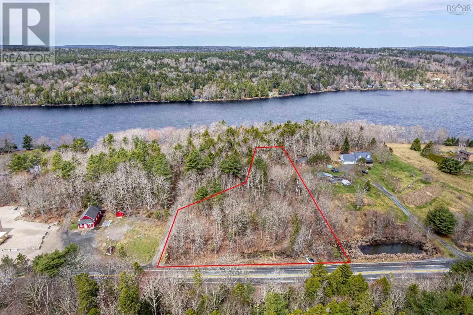 R Highway 14, Vaughan, Nova Scotia B0N 2T0