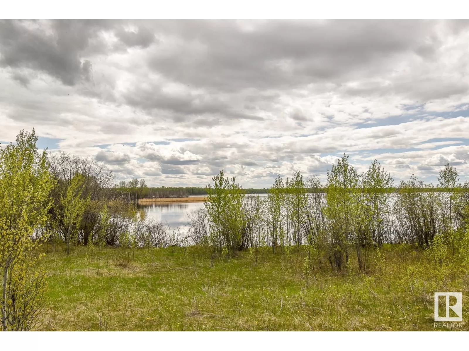 No Building for rent: Rge Rd 51 And Twp Rd 555, Rural Lac Ste. Anne County, Alberta T0E 0J0