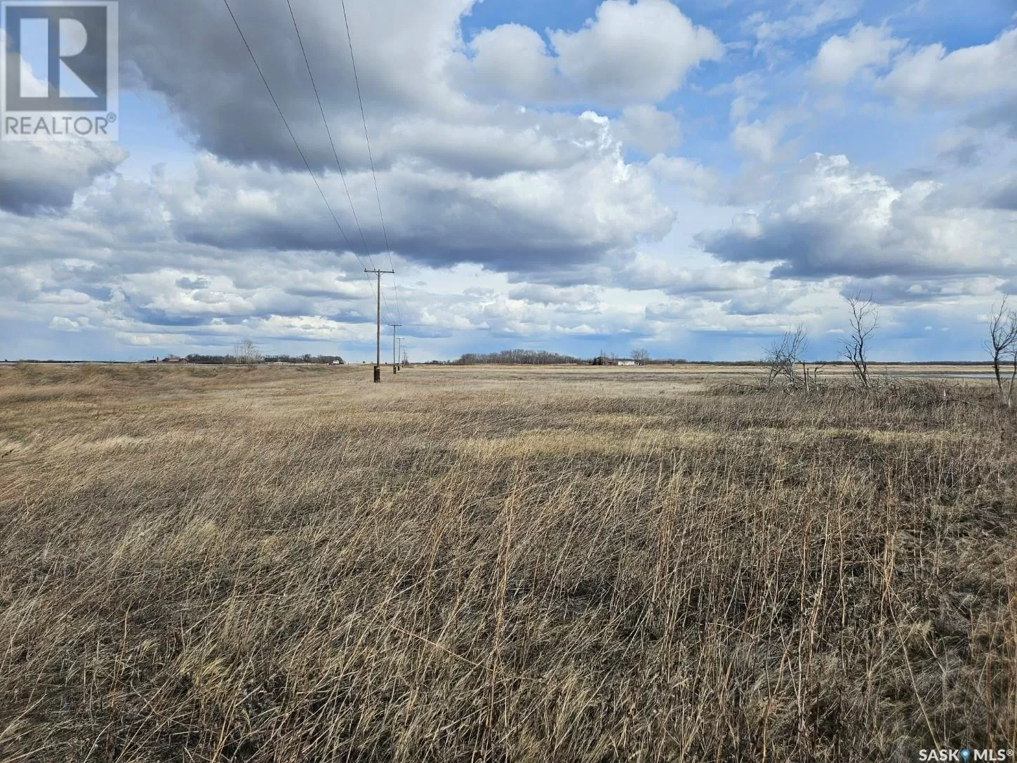 Unknown for rent: Rm Of Vanscoy Land - Hwy 14 Frontage, Vanscoy Rm No. 345, Saskatchewan S0L 3J0