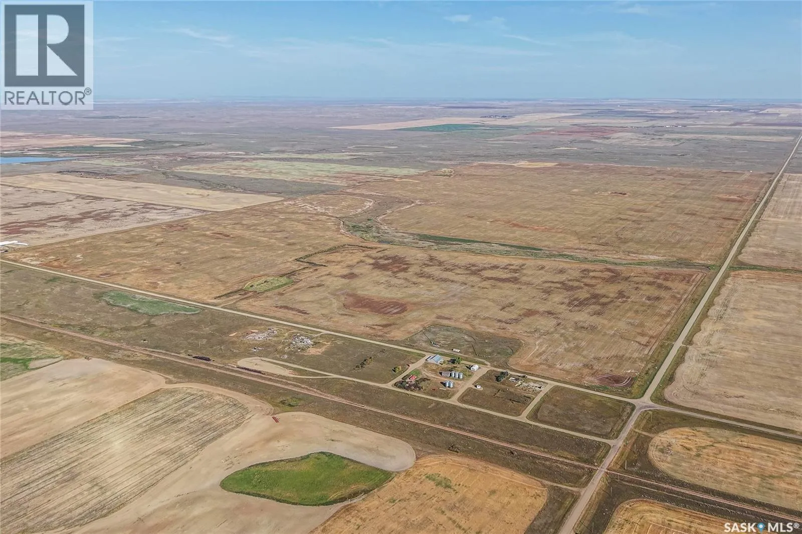 Unknown for rent: Rm019 Frontier Land, Frontier Rm No. 19, Saskatchewan S0N 0M0