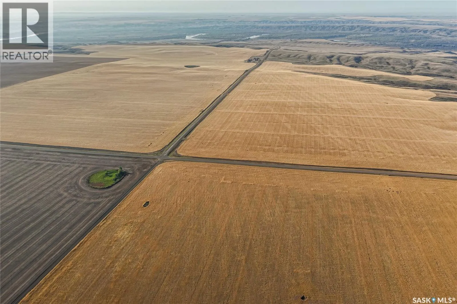 Unknown for rent: Rm261 Chesterfield Land, Chesterfield Rm No. 261, Saskatchewan S0N 0H0