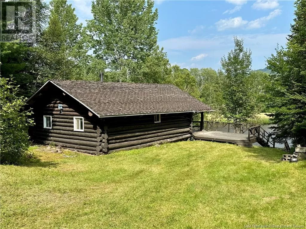 Recreational for rent: Route 385, Blue Mountain Bend, New Brunswick E7G 3K4