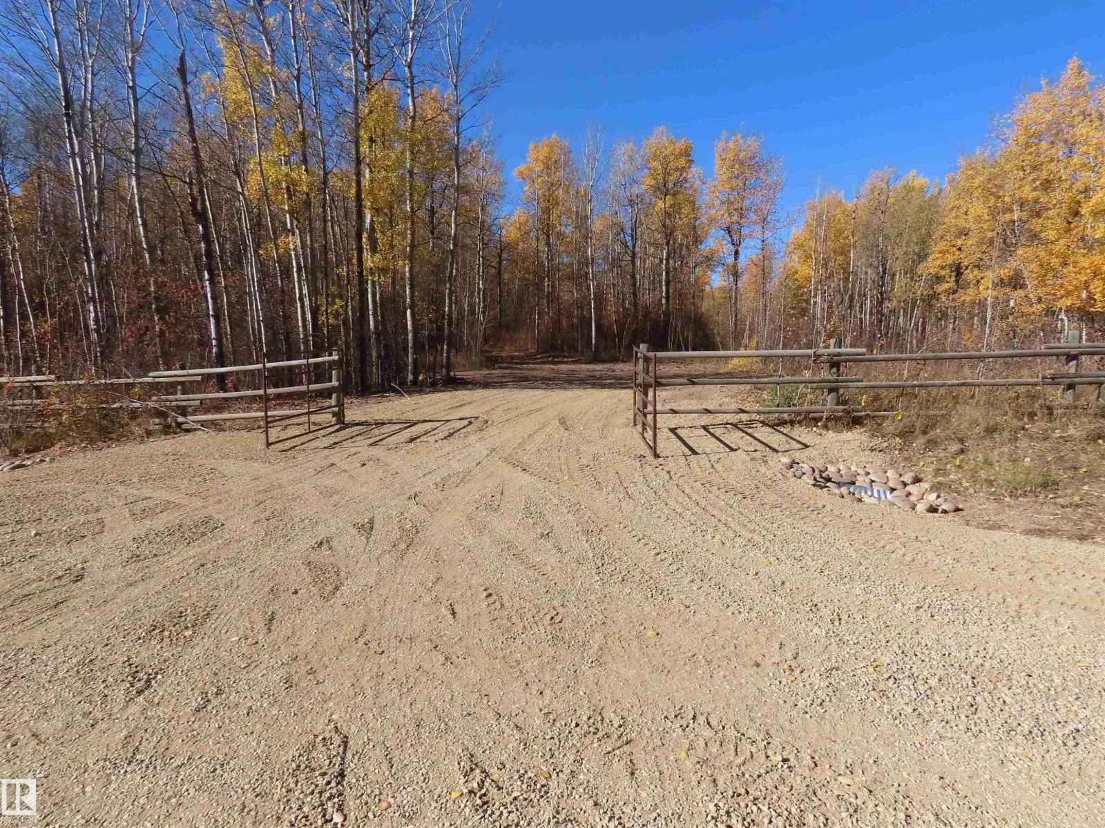 No Building for rent: Rr 31 Museum Road, Rural Lac Ste. Anne County, Alberta T0E 1V0