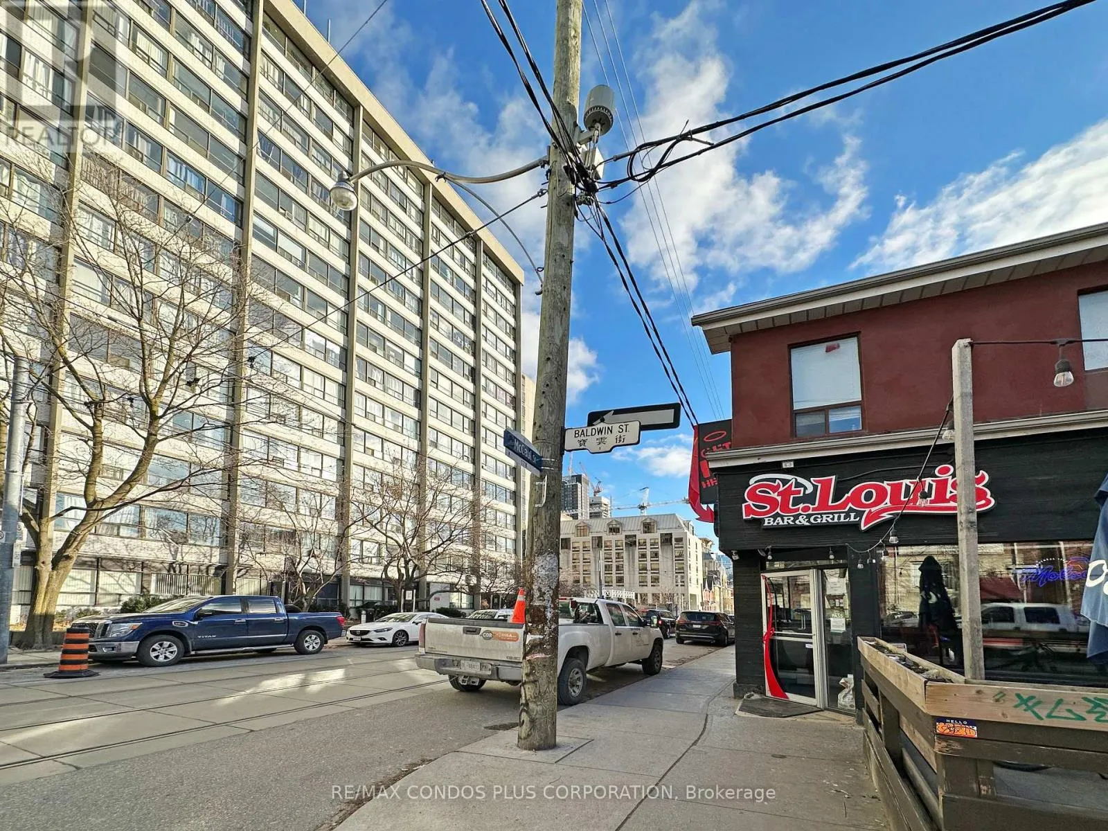 Other for rent: S1-2f - 1 Baldwin Street, Toronto, Ontario M5T 1L1