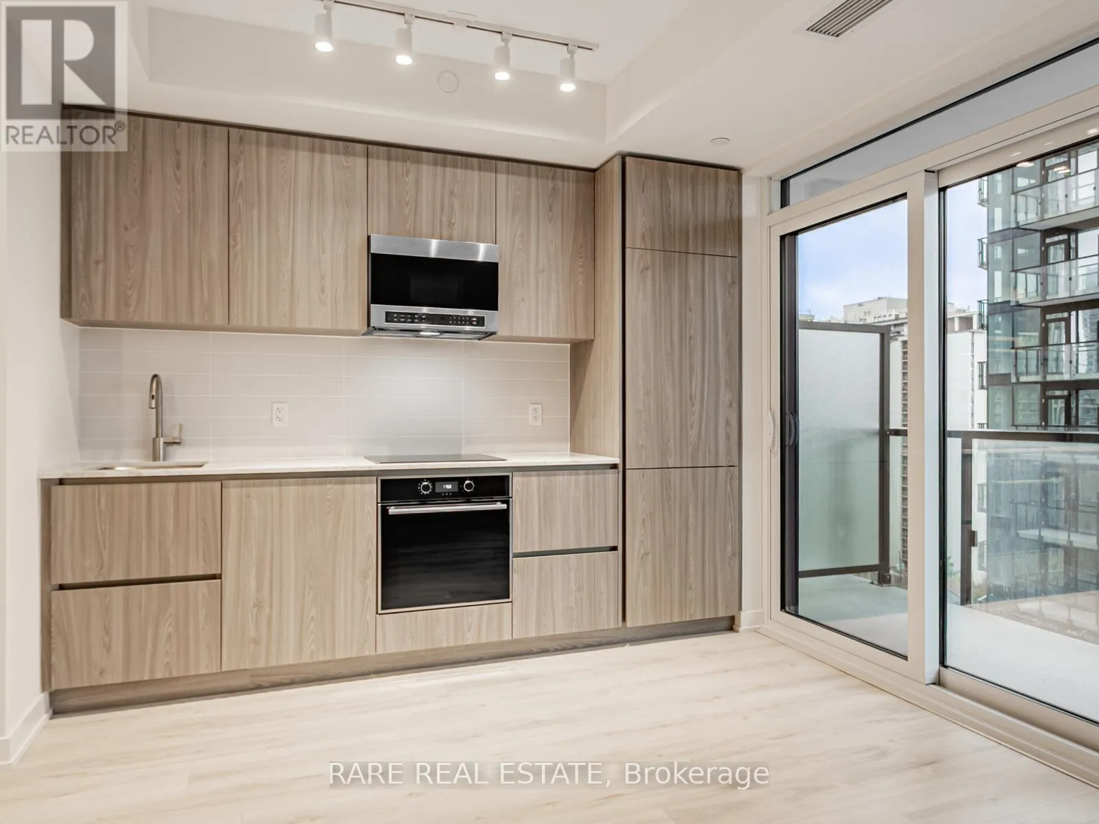 Apartment for rent: S1308 - 110 Broadway Avenue, Toronto, Ontario M4P 1V7