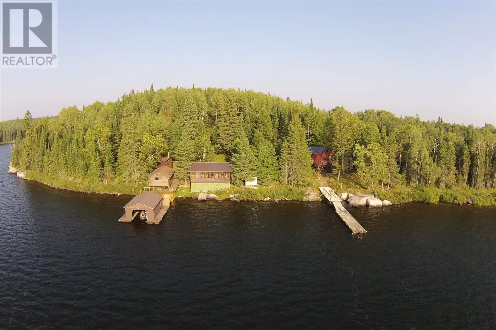 S986 Winnipeg River, Minaki, Ontario P0X 1J0