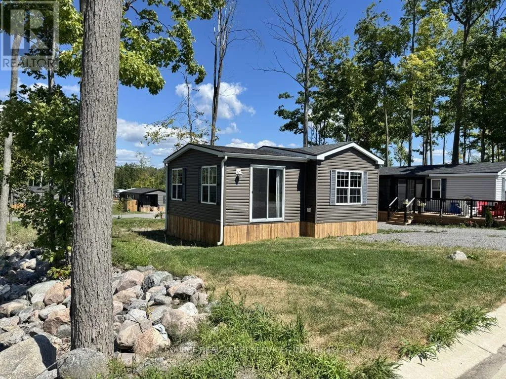 Mobile Home for rent: Sal024 - 1235 Villiers Line, Otonabee-South Monaghan, Ontario K0L 2G0