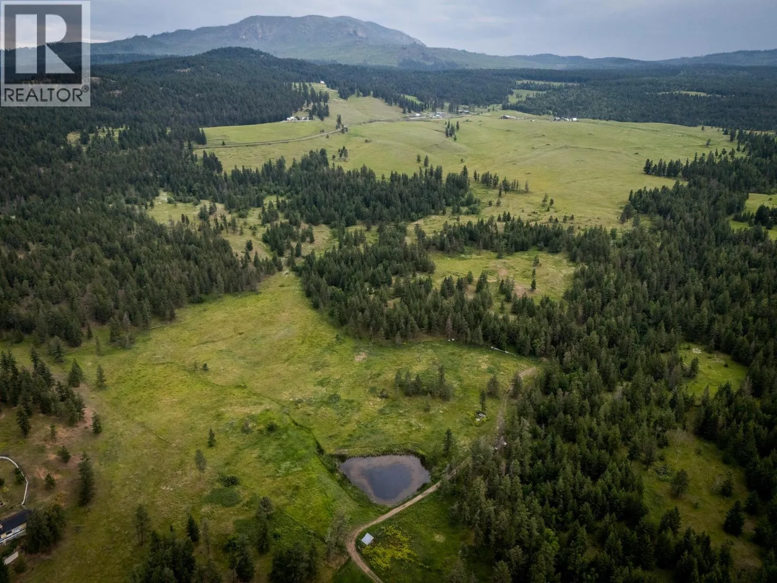 Other for rent: Se 1/4 Schamps Road, Pritchard, British Columbia V0E 2P0