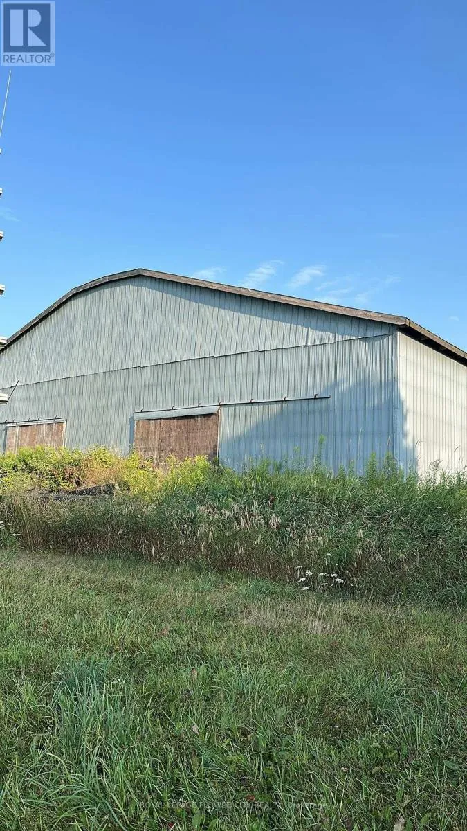 Warehouse for rent: Shed 2 - 7076 5th Side Road N, Innisfil, Ontario L9S 3S5
