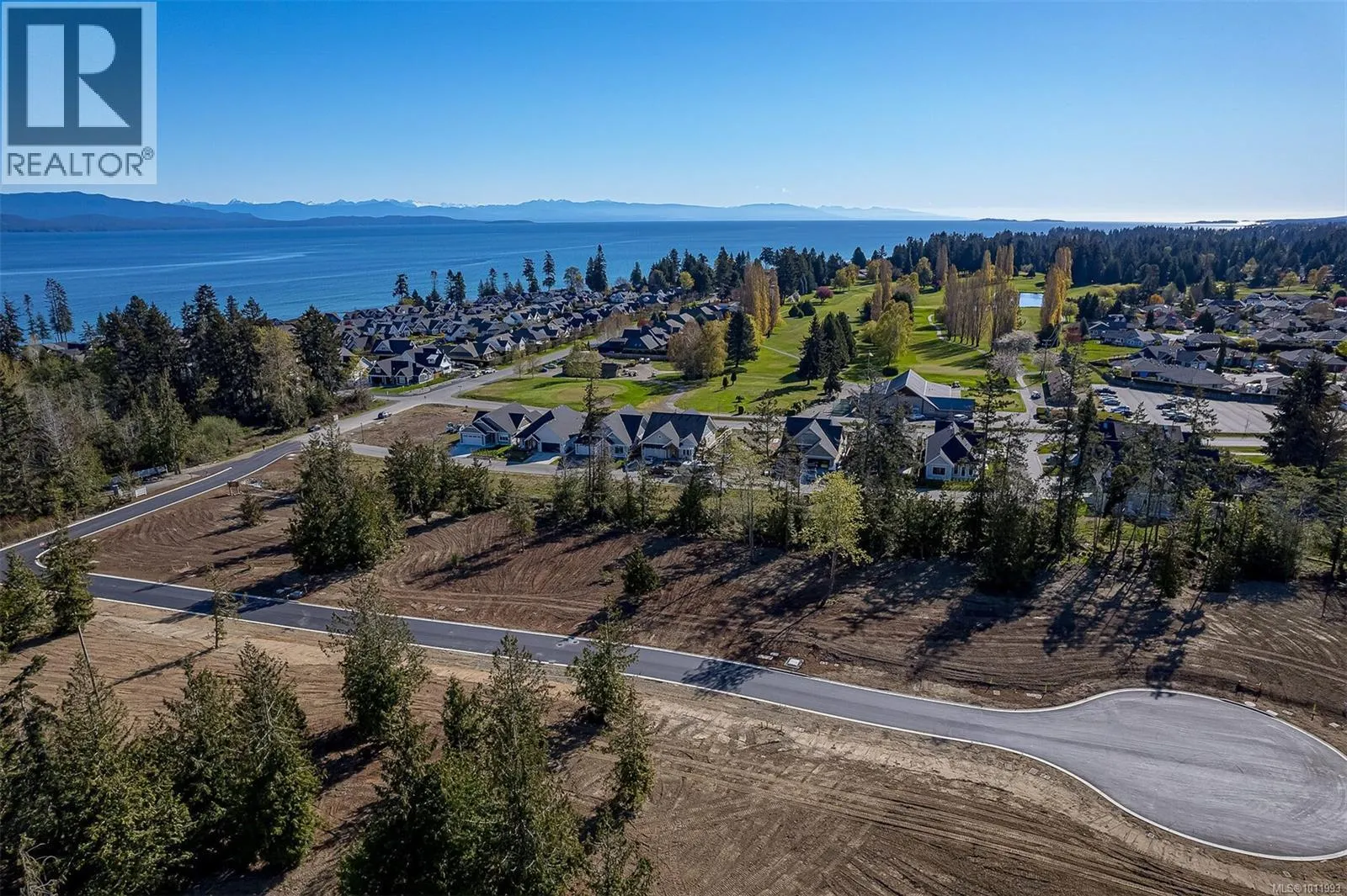 Sl14 Camassia Close, Qualicum Beach, British Columbia V9K 1G1