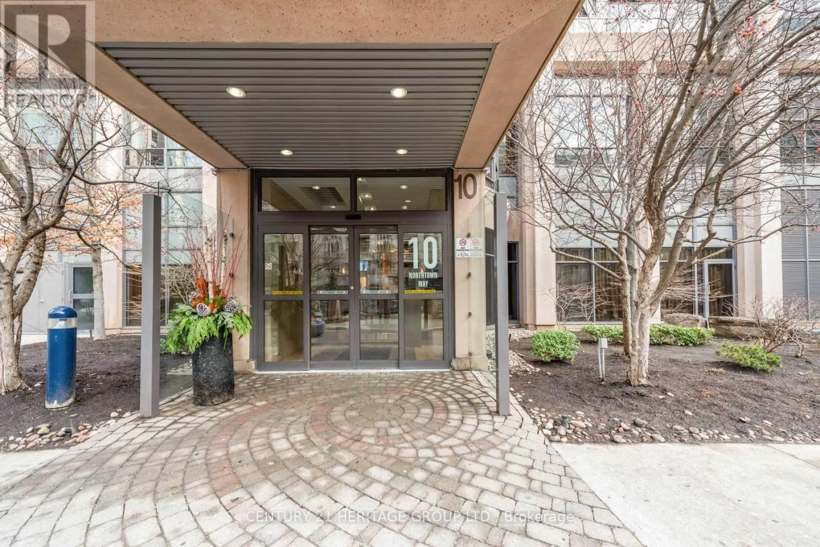 Apartment for rent: Sph14 - 10 Northtown Way, Toronto, Ontario M2N 7L4