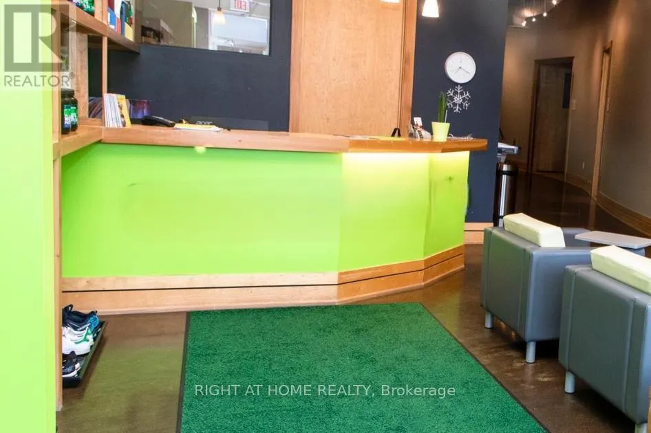 Studio #2 - 3-25 Scarsdale Road, Toronto, Ontario M3B 2R2