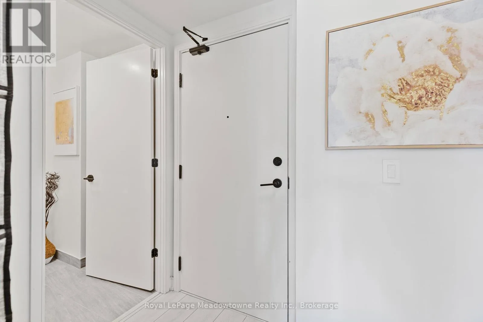 Row / Townhouse for rent: Th 107 - 8010 Derry Road, Milton, Ontario L9T 2X5