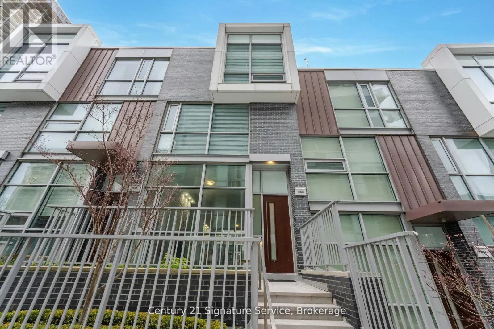 Row / Townhouse for rent: Th05 - 101 Erskine Avenue, Toronto, Ontario M4P 0C5