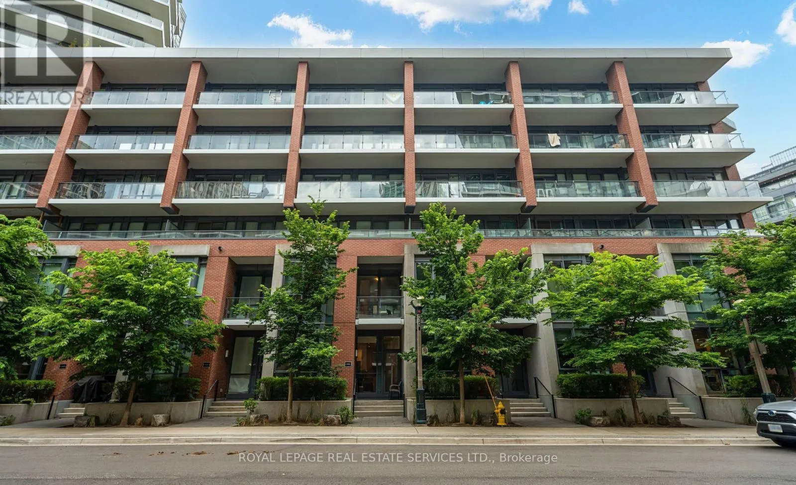 Row / Townhouse for rent: Th06 - 36 Bruyeres Mews, Toronto, Ontario M5V 0G7