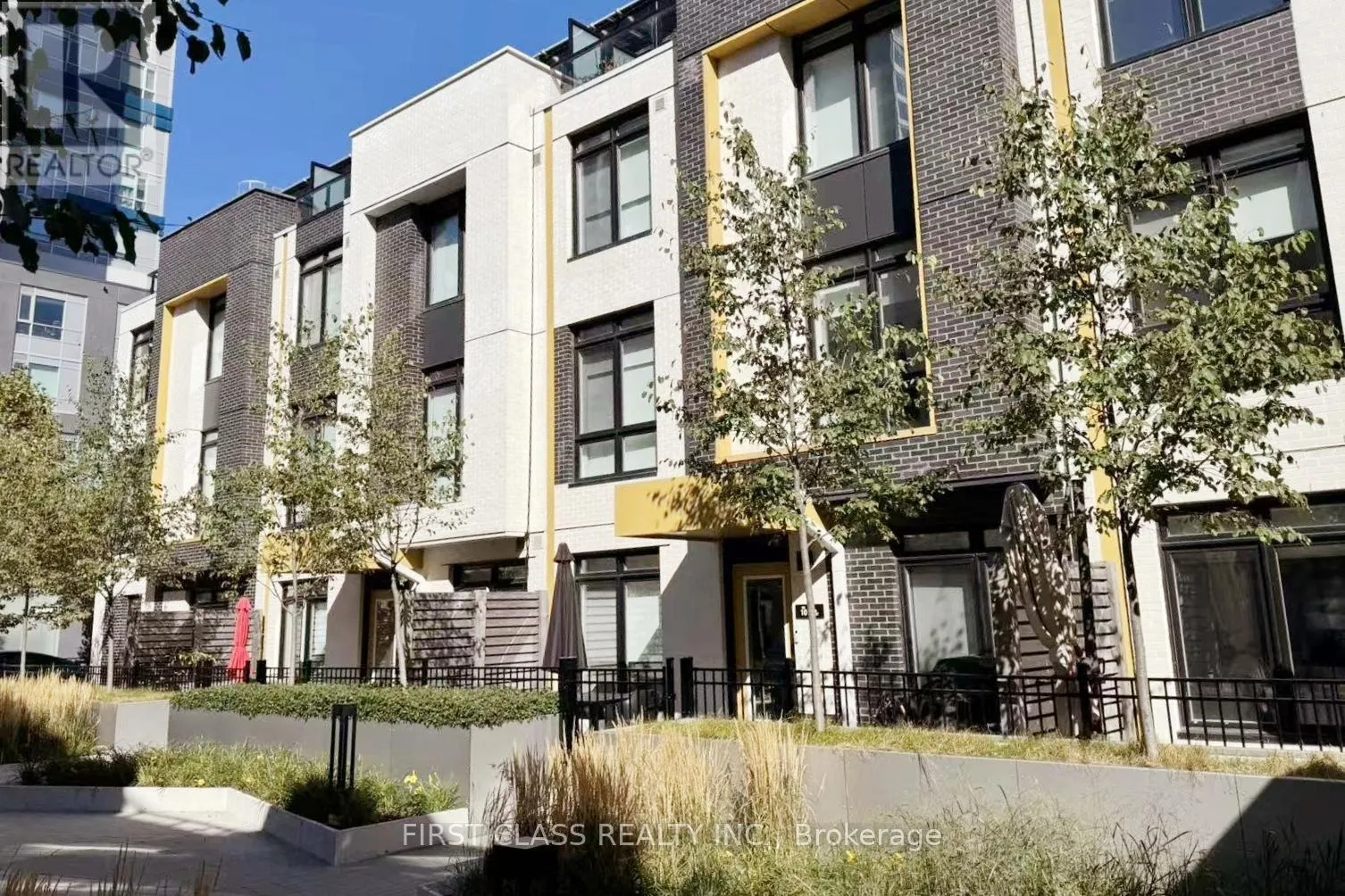 Row / Townhouse for rent: Th08 - 100 River Street, Toronto, Ontario M5A 0S3