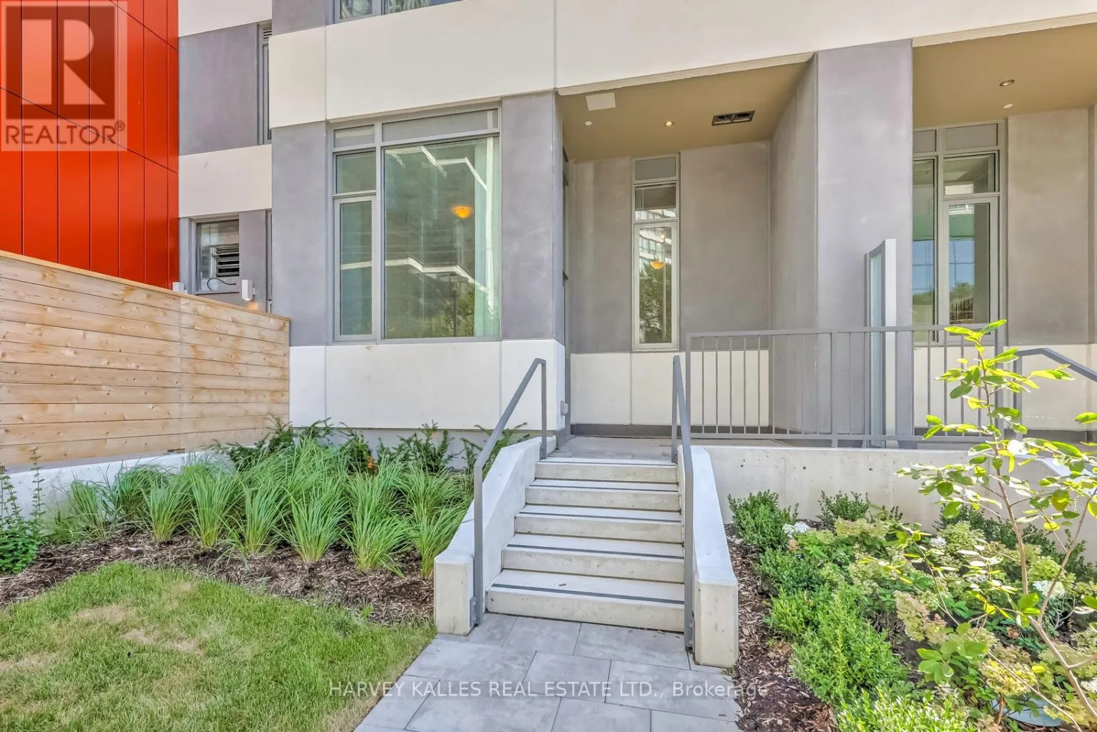 Row / Townhouse for rent: Th110 - 25 Holly Street, Toronto, Ontario M4S 0E3