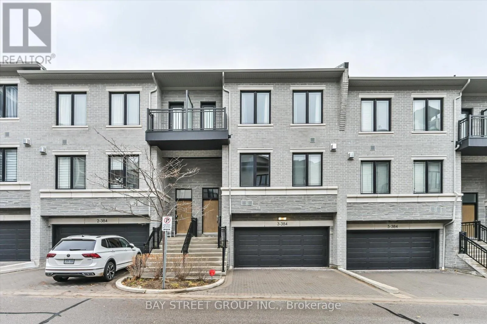 Row / Townhouse for rent: Th3 - 384 Highway 7 E, Richmond Hill, Ontario L4B 0G5