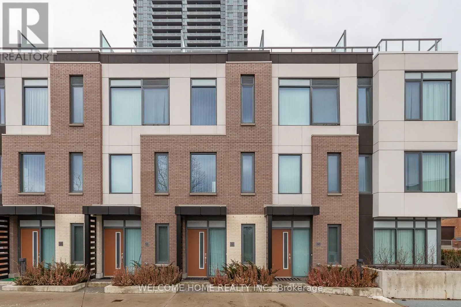 Row / Townhouse for rent: Th30 - 1050 Portage Parkway, Vaughan, Ontario L4K 3Y8