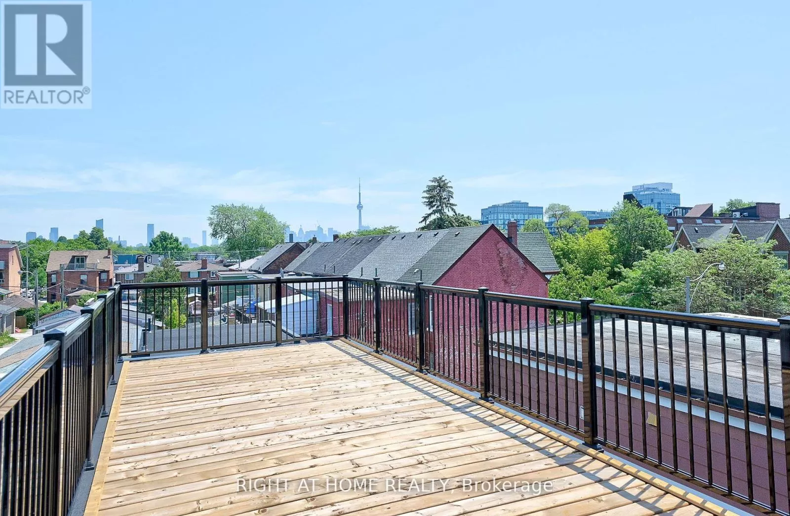 House for rent: Unit 1 - 131 Brock Avenue, Toronto, Ontario M6K 2L5