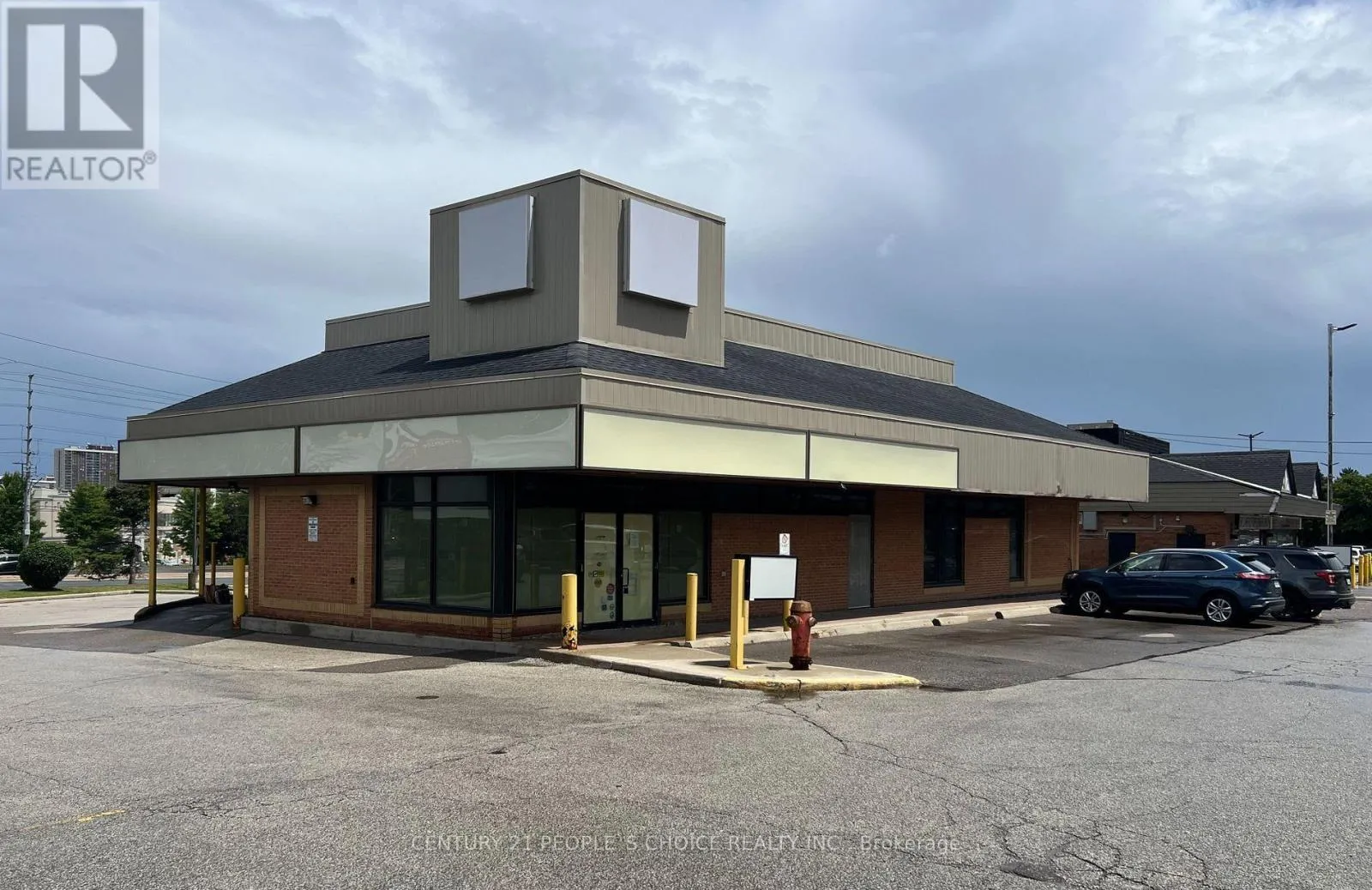 Unit 1 - 16 Lisa Street, Brampton, Ontario L6T 5R2