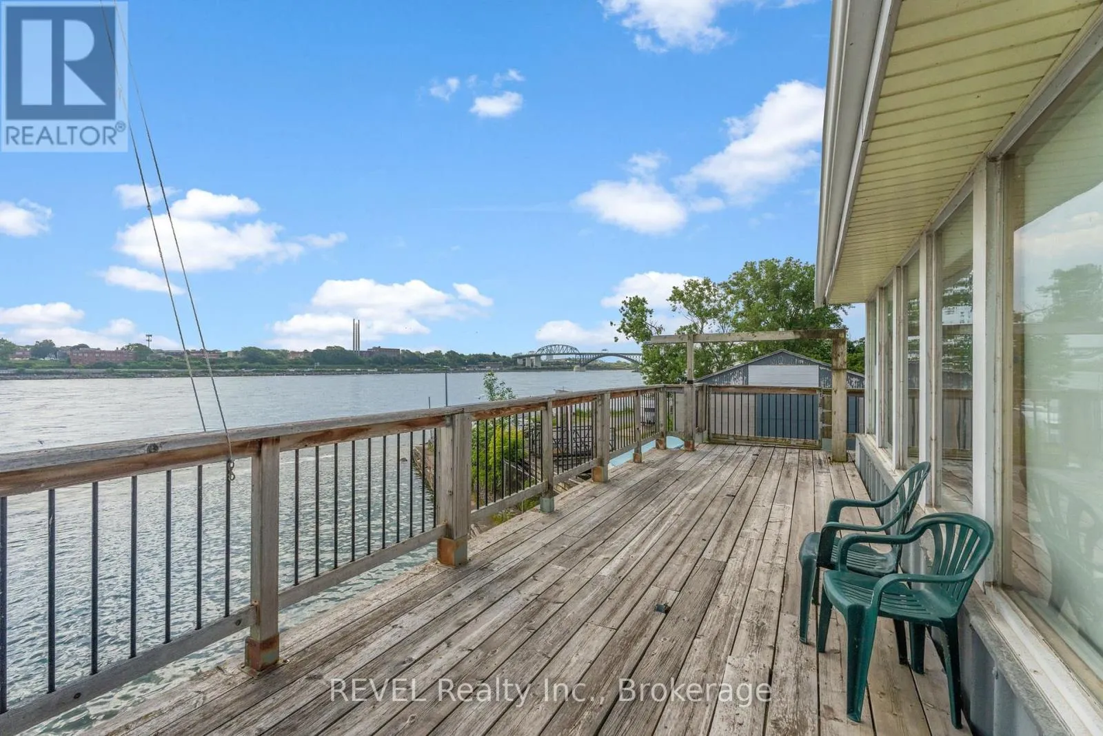 Unit 1 - 162 Niagara Boulevard, Fort Erie, Ontario L2A 3G3