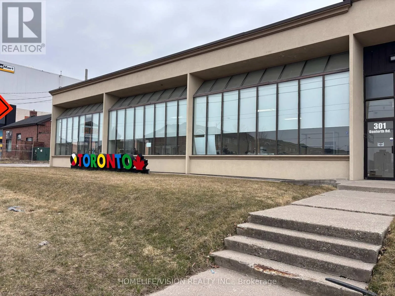 Unit 1 Front - 301 Danforth Road, Toronto, Ontario M1L 3X2