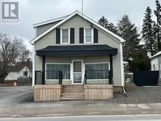 Offices for rent: Unit #1 Main Floor - 817 Ward Street, Selwyn, Ontario K0L 1H0
