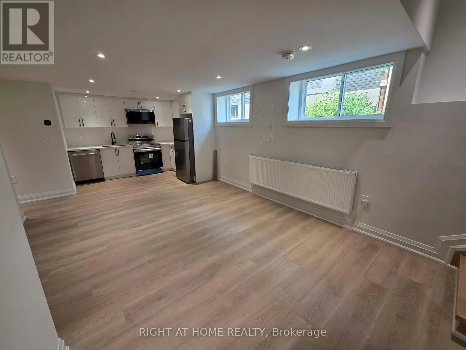 Other for rent: Unit 2 - 339 Ranee Ave Avenue S, Toronto, Ontario M6A 1N9