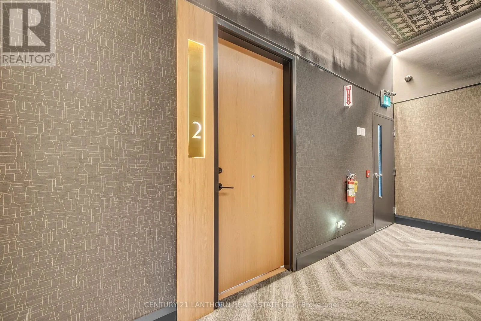 Other for rent: Unit # 2 - 38 Front Street, Quinte West, Ontario K8N 4N2