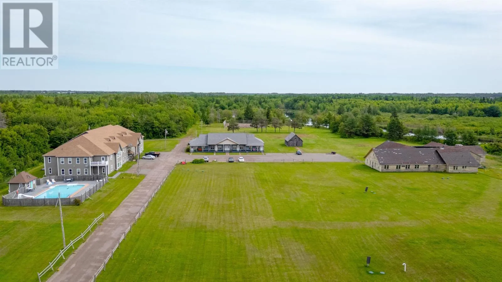 Apartment for rent: Unit 205 6216 Rte 11, Mont Carmel, Prince Edward Island C0B 2E0