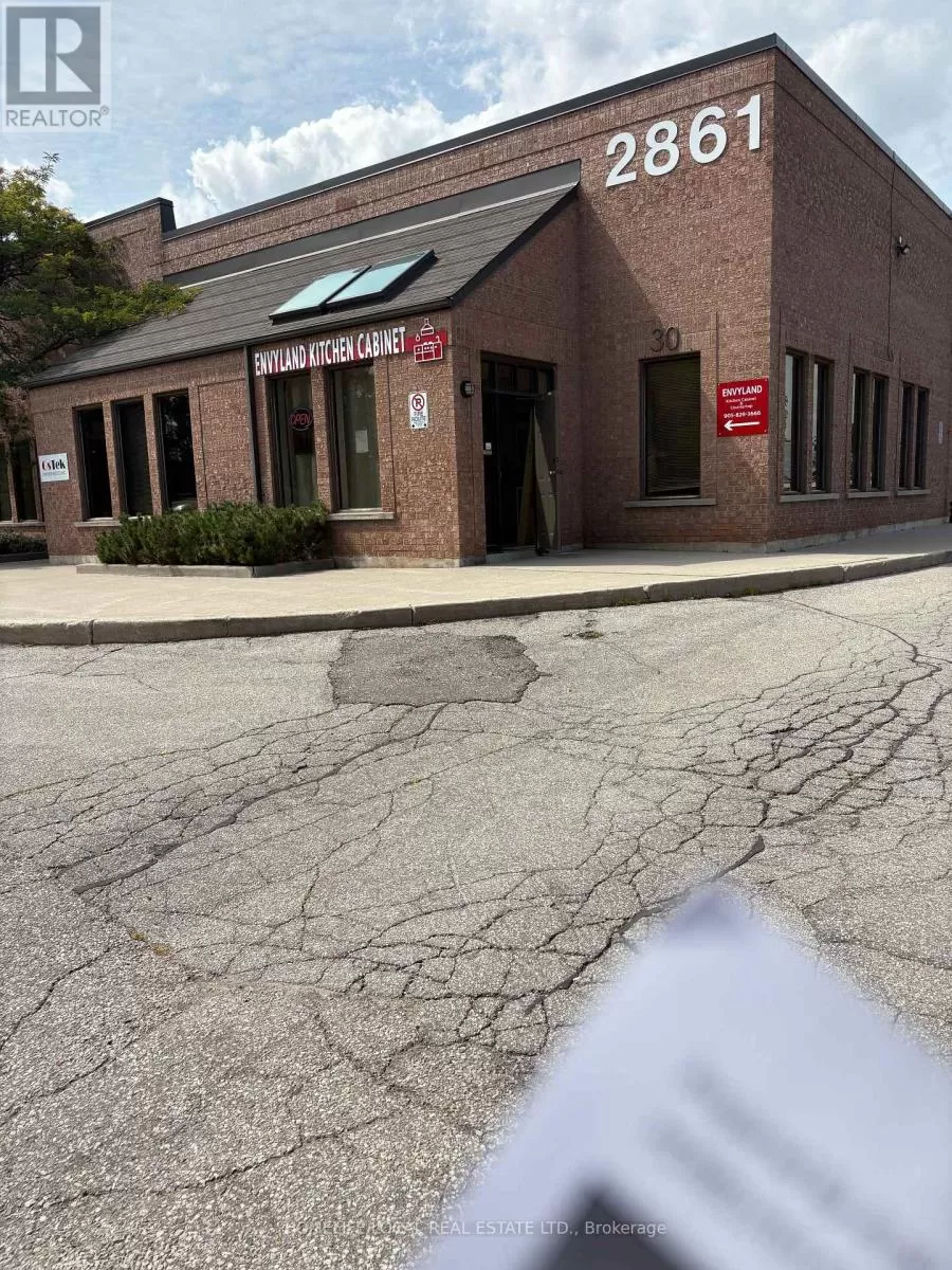 Offices for rent: Unit 26 - 2861 Sherwood Heights Drive, Oakville, Ontario L6J 7K1