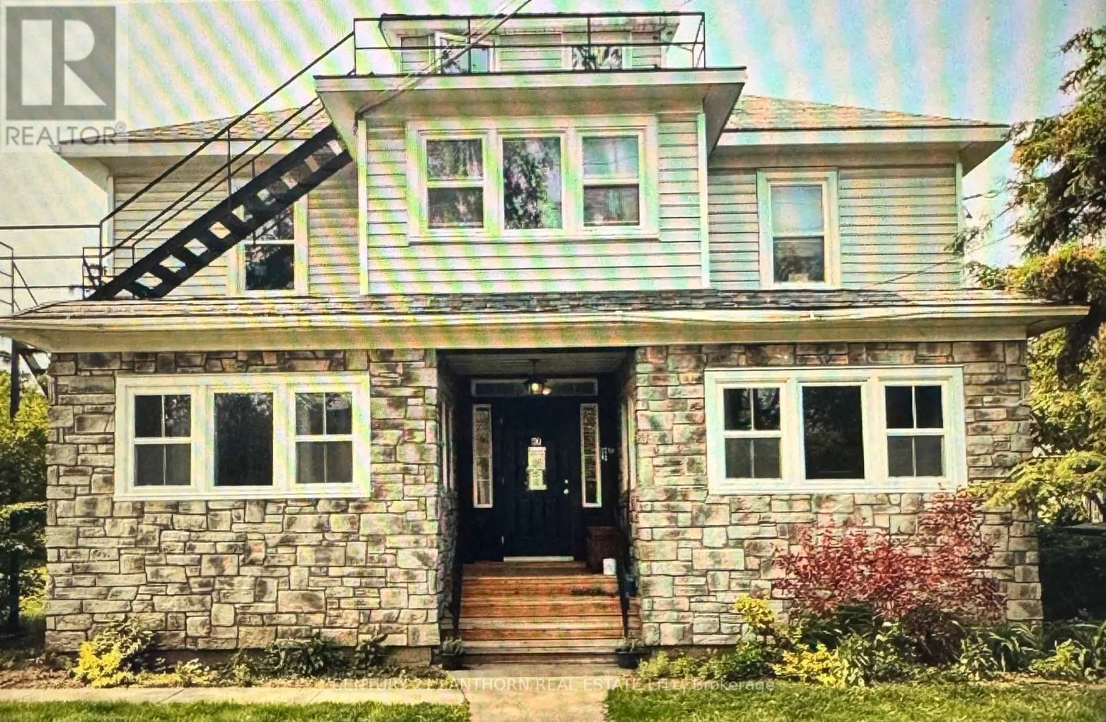 Other for rent: Unit 4 - 47 King Street, Prince Edward County, Ontario K0K 2T0