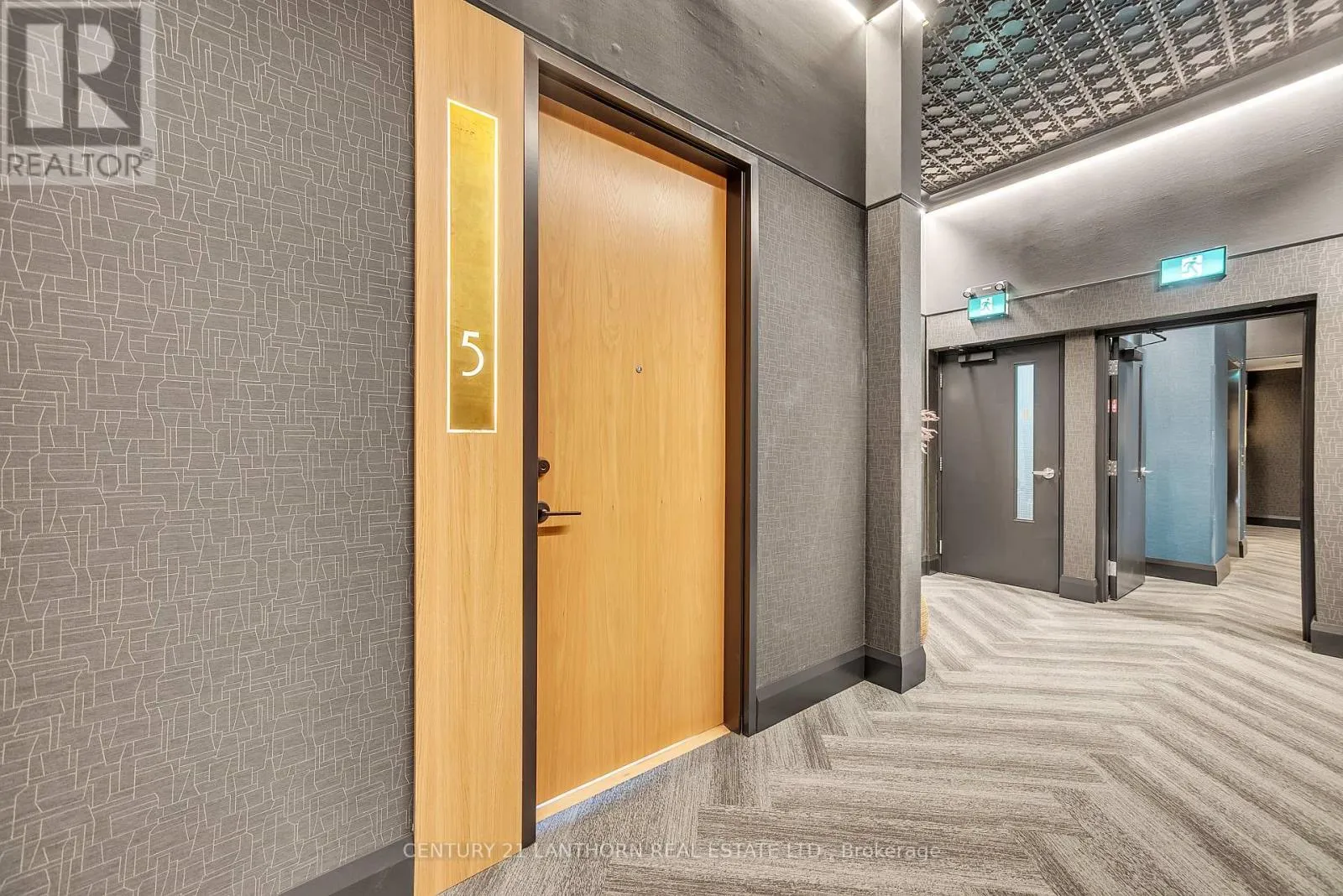 Other for rent: Unit # 5 - 38 Front Street, Quinte West, Ontario K8N 4N2