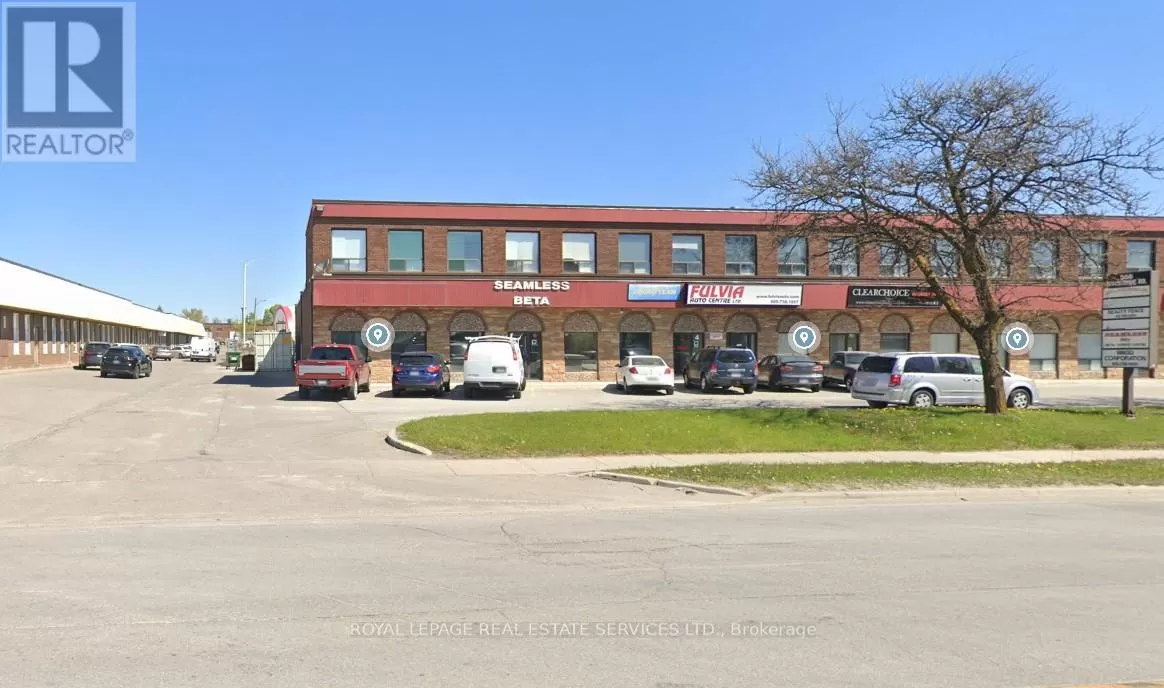 Warehouse for rent: Unit 5-6 - 566 Rivermede Road, Vaughan, Ontario L4K 3M5
