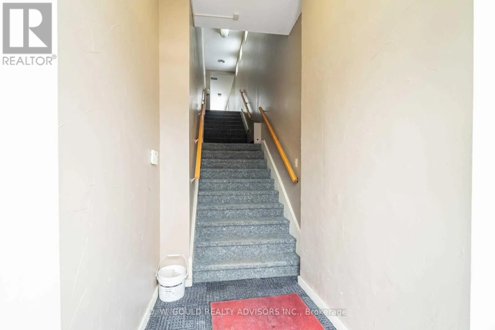 Offices for rent: Unit 5b - 57 Cannifton Road, Belleville, Ontario K8N 4T9