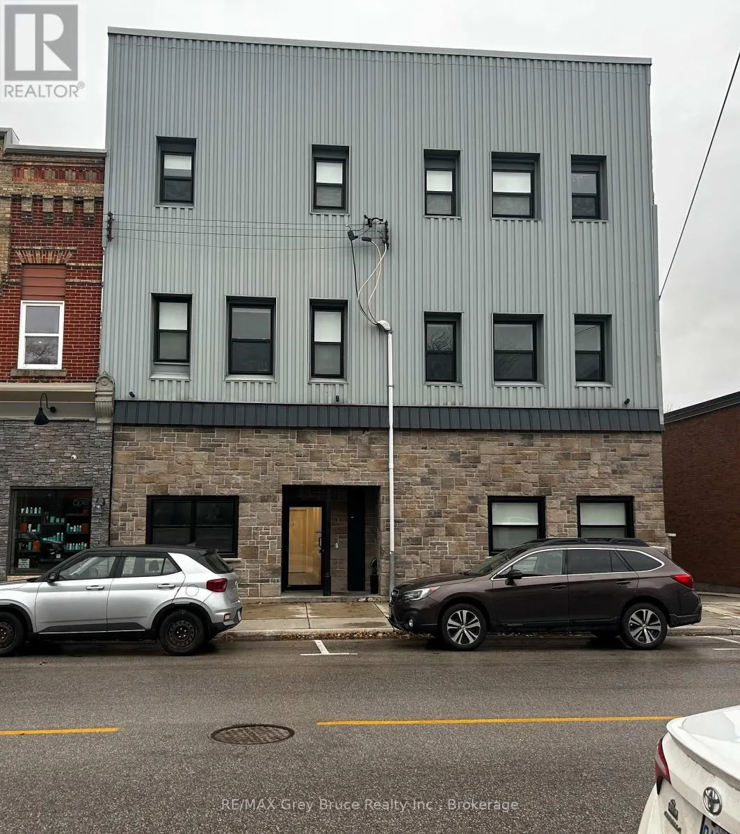 Other for rent: Unit 8 - 39 1st Avenue S, Arran-Elderslie, Ontario N0G 1L0