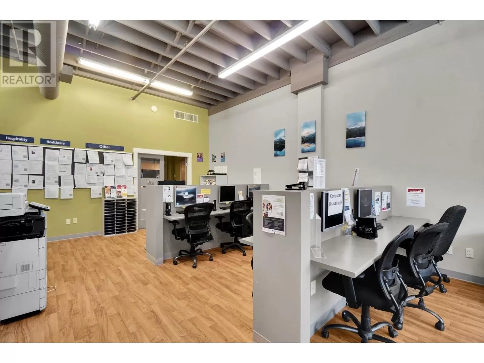 Unit A 5672 Cowrie Street, Sechelt, British Columbia V0N 3A3