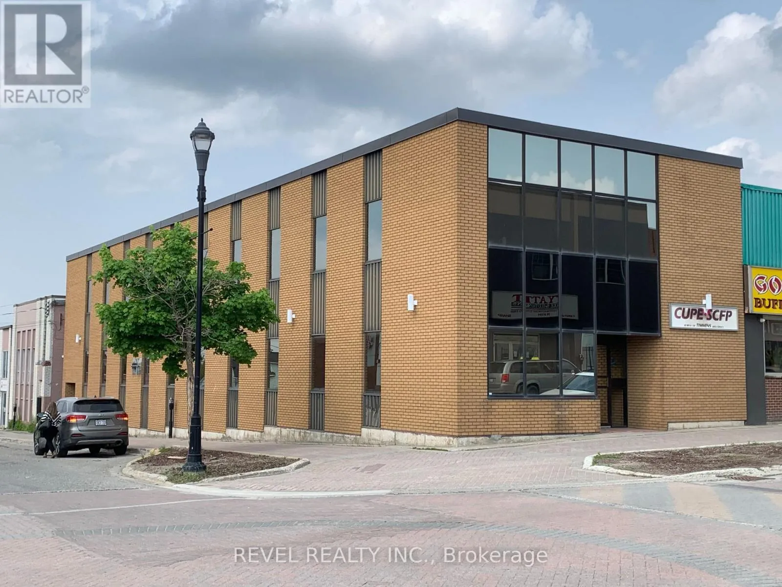 Offices for rent: Unit C - 124 Third Avenue, Timmins, Ontario P4N 1C5